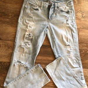 American Eagle Distressed Skinny Stretch size 4R